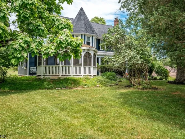 78 Falcon Rd, Hillsborough Twp., NJ 08844