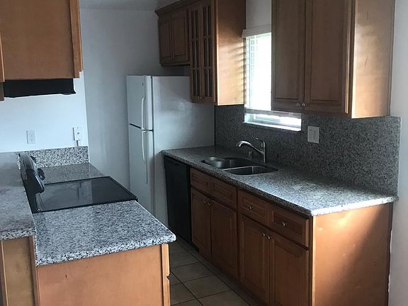 4th image of 5653 Playa Del Rey APT 4