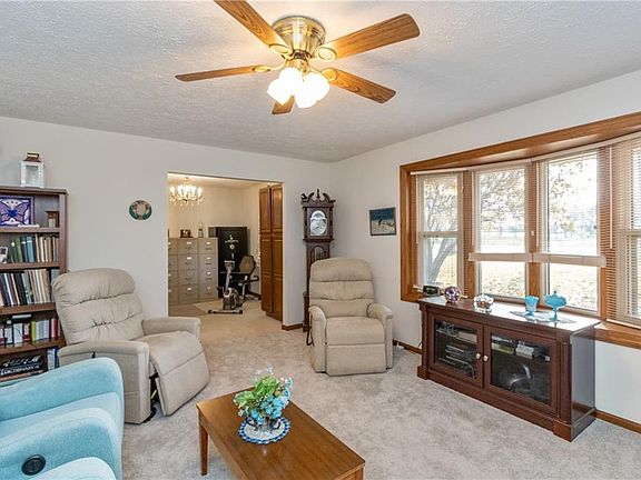 4th image of 3295 N County Road 500 E