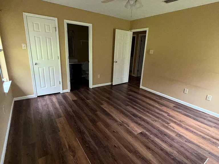 2540 Sapphire Dr — Photo 9