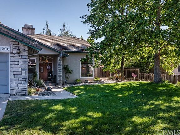 3rd image of 206 Warbler Ct
