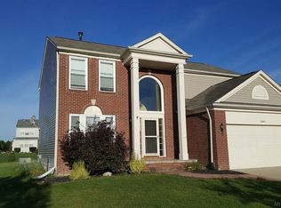 56689 Honey Ct, Macomb, MI 48042