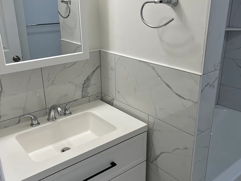 433 Rosehill Pl #4 — Photo 5