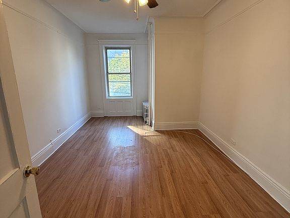 2nd image of 3411 37th St APT 2R
