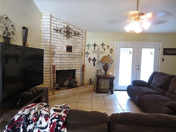3rd image of 3818 San Roque Creek Dr