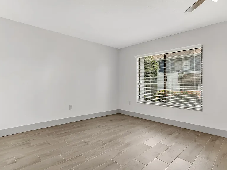 118 Lago Vista Blvd — Photo 9