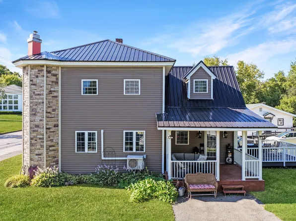 13 Benjamin Street, Mars Hill, ME 04758