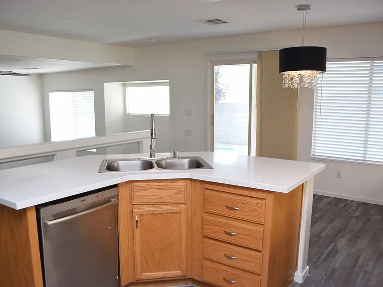 8765 Country Pines Ave — Photo 15
