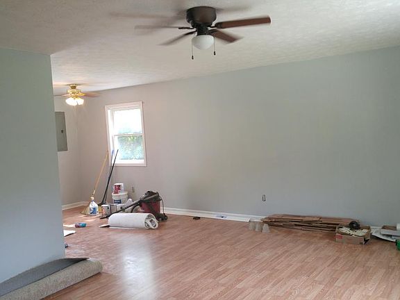 2nd image of 2299 Jimtown Ln