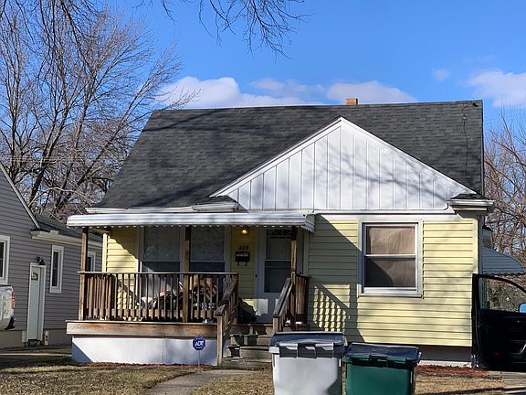 3rd image of 329 E Goulson Ave