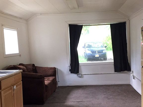 5th image of 125 3rd Ave