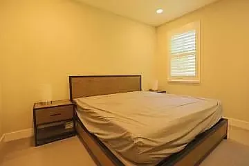 138 Saratoga Ave #5 — Photo 5