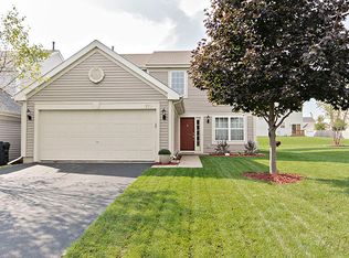 270 Jasmine Cir, Lindenhurst, IL 60046