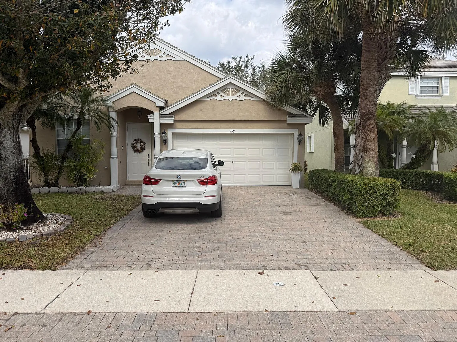 3 bed, 2.0 bath, 1812 sqft, $3,500 — Photo 1
