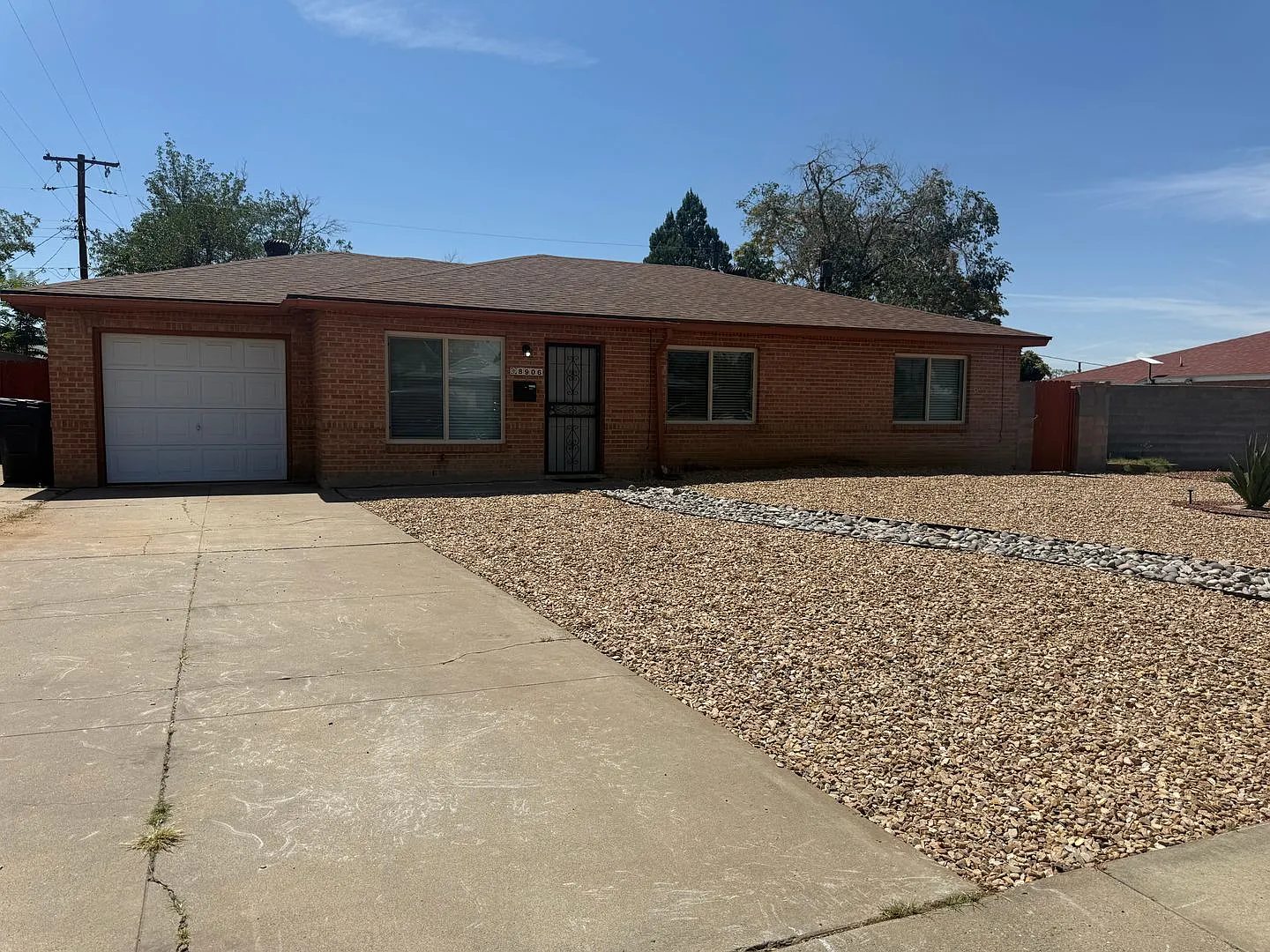NE Home — Photo 4
