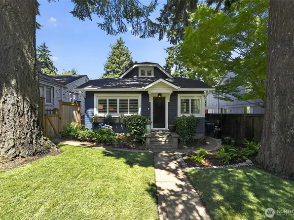 3806 E Galer Street, Seattle, WA 98112
