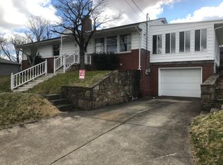 130 Blair Ct, Bridgeport, WV 26330