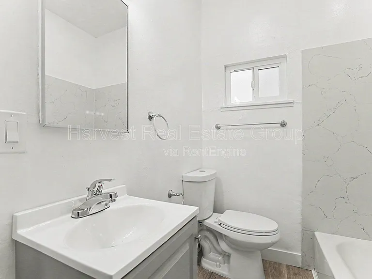 1619 Walnut St #A — Photo 11