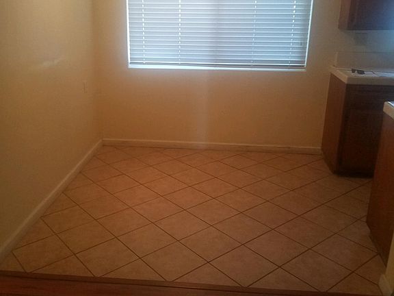 3rd image of 7717 Bright Ave