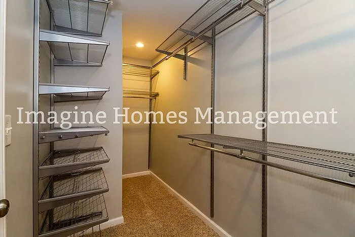 7922 Forest Rd — Photo 12