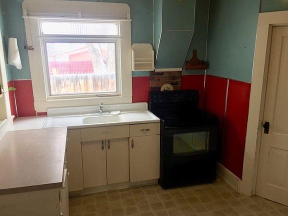 5th image of 401 Buck St