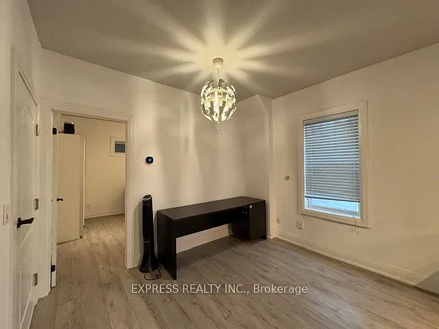 467 Keele St #MAIN — Photo 9