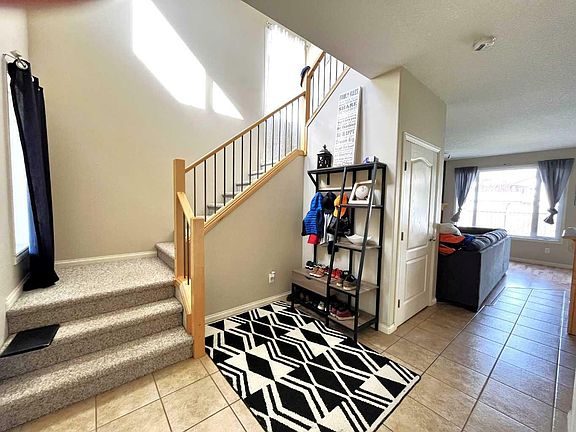 3rd image of 8922 Lakeland Dr
