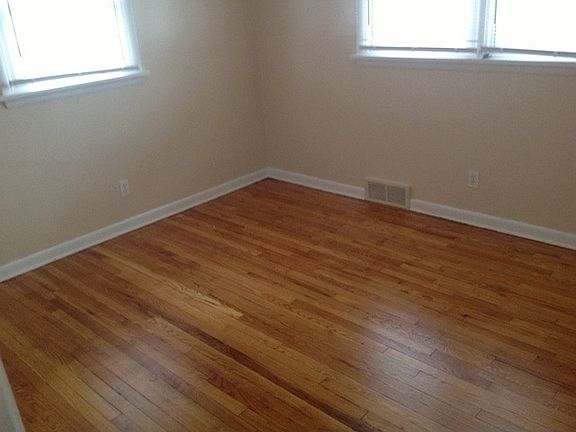 5th image of 2109 Jannette Dr