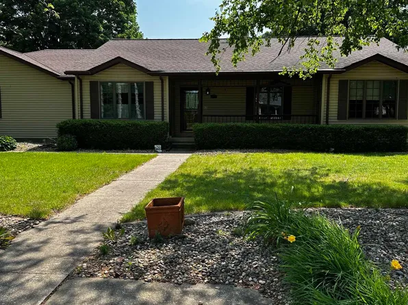 555 Westwood Blvd, Canton, IL 61520