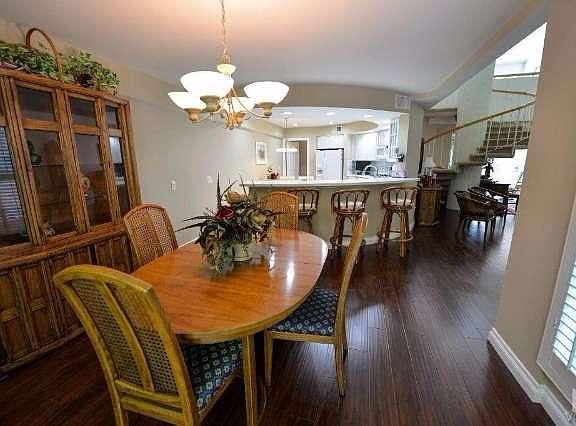 5th image of 809 N Shadow Lake Dr