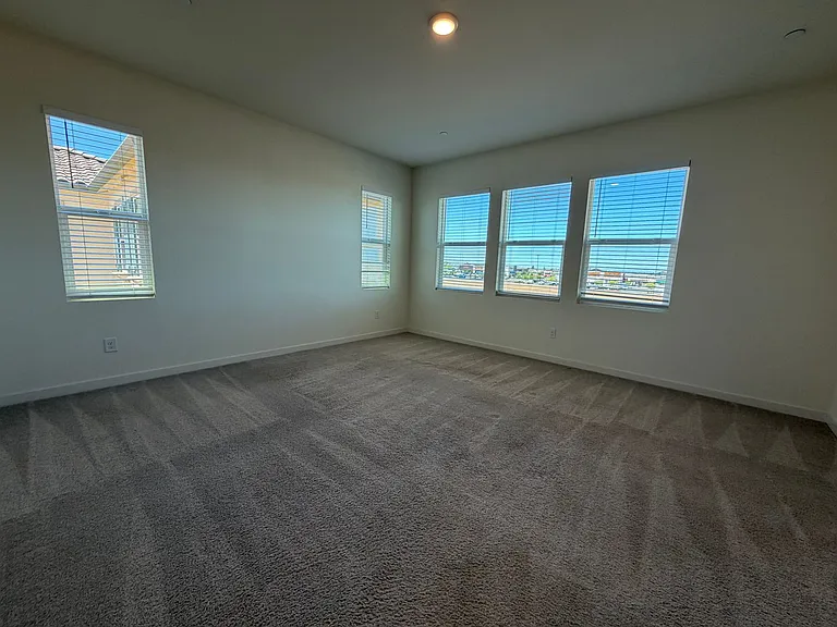 3917 Aristotle Cir — Photo 16
