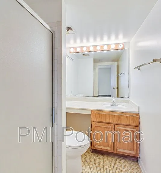 18600 Walkers Choice Rd #1 — Photo 20