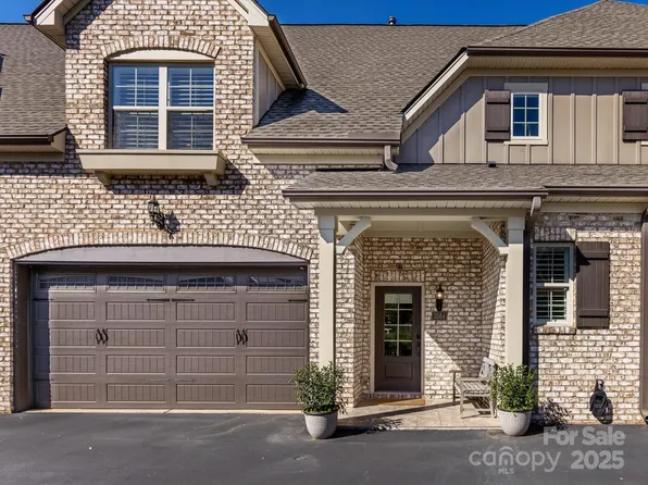 3364 Northampton Dr, Charlotte, NC 28210