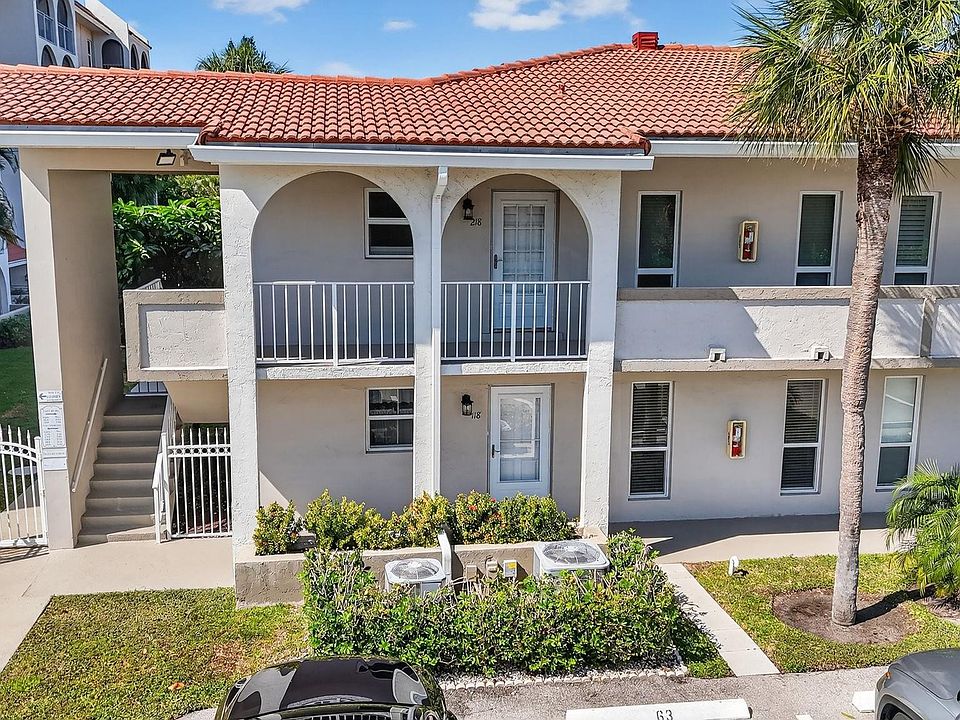 1st image of 250 NE 20th Street #1180