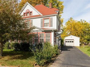 113 Osborne St, Minoa, NY 13116