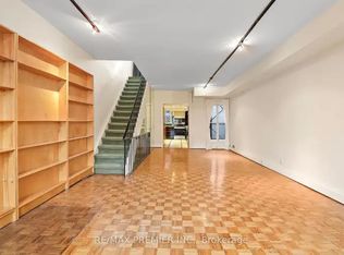 394A King St E #1A, Toronto, ON M5A1K9