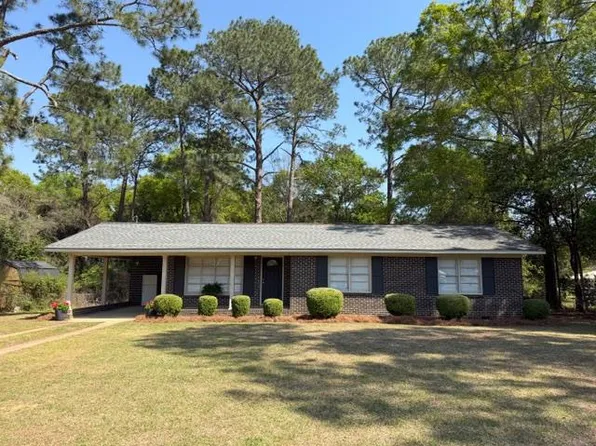 932 McLendon St, Ashburn, GA 31714