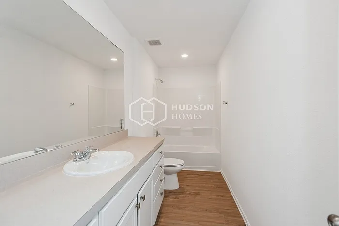 937 Gentle Moss Dr — Photo 8