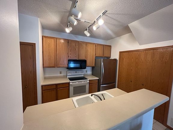5th image of 2680 Mallard Dr