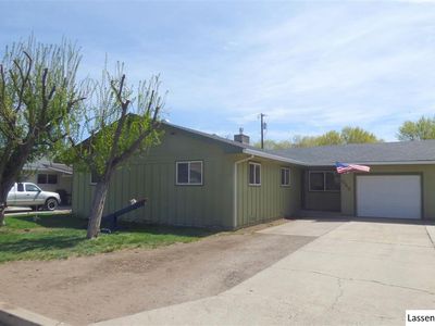345 N McDow St, Susanville, CA, 96130