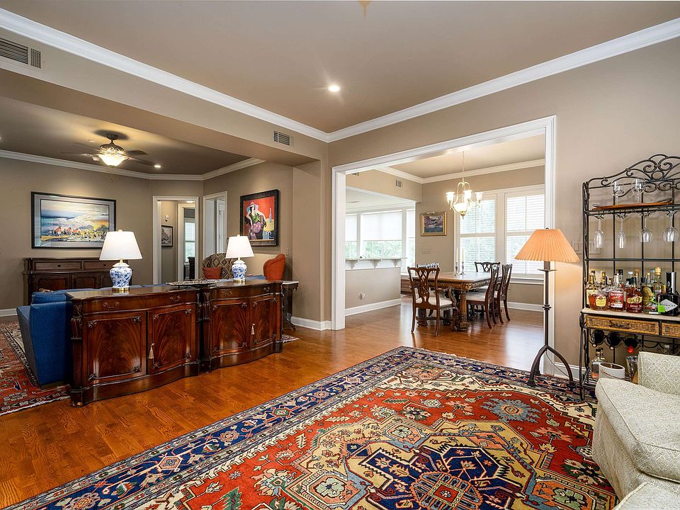 1st image of 5204 Lexington Club Cv APT 301