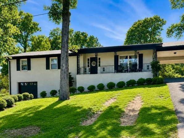 1207 Arrowhead Trl, Alabaster, AL 35007