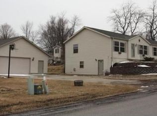 304 D Ave, Grundy Center, IA 50638