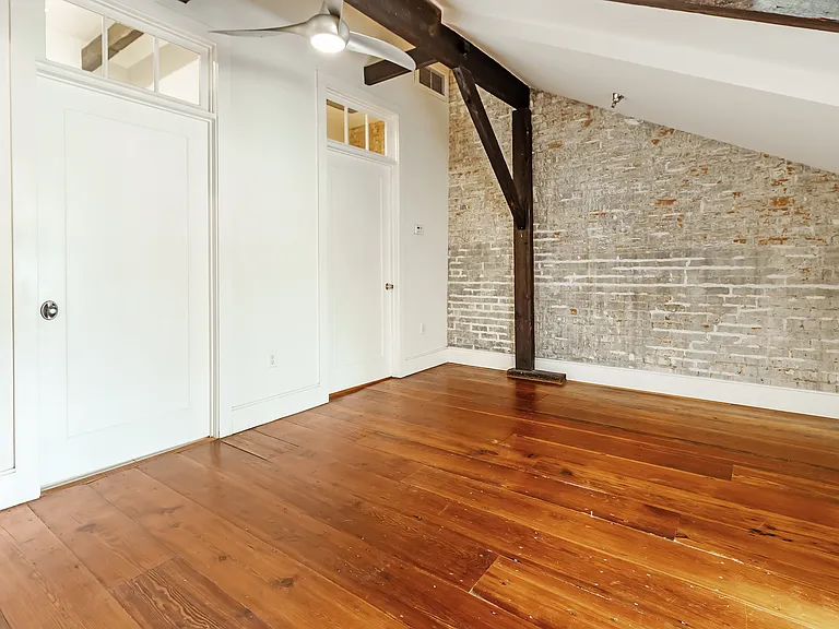 513 Conti St — Photo 11