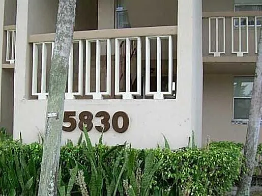 5830 NW 64th Ave #101 — Photo 8