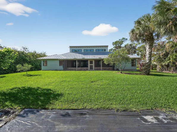8535 SE May Terrace, Hobe Sound, FL 33455