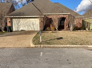 451 Saddlebrook Dr, Meridian, MS 39305