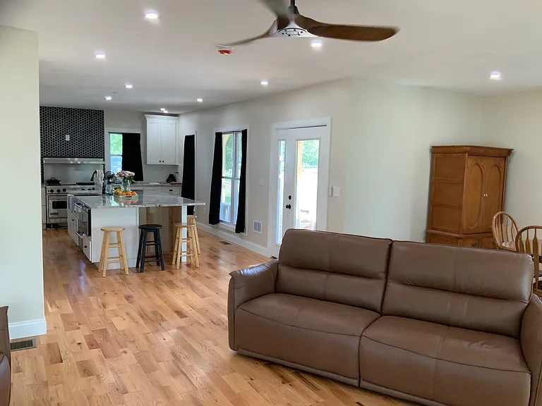 196 Castle Rd #1 — Photo 4