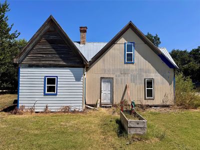 700 Avenue H, Blanket, TX, 76432