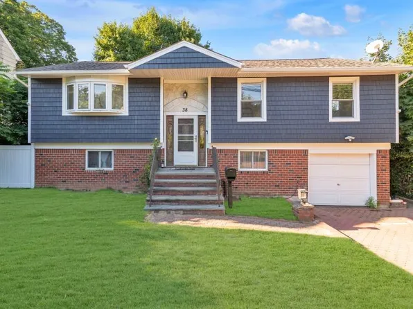 38 Summer Avenue, Great Neck, NY 11020